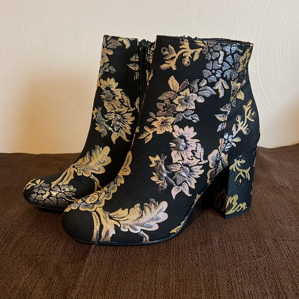 JUSTFAB Booties - Picture 3 of 3